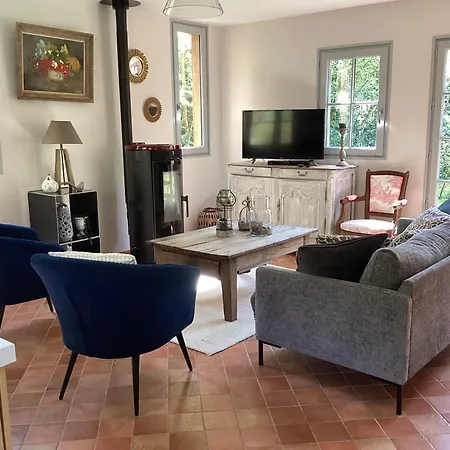 Maison Campagne Riviere Foret Casa de Férias *