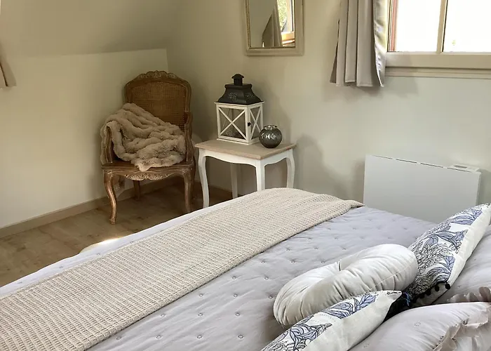 Maison Campagne Rivière Forêt Hébergement de vacances *